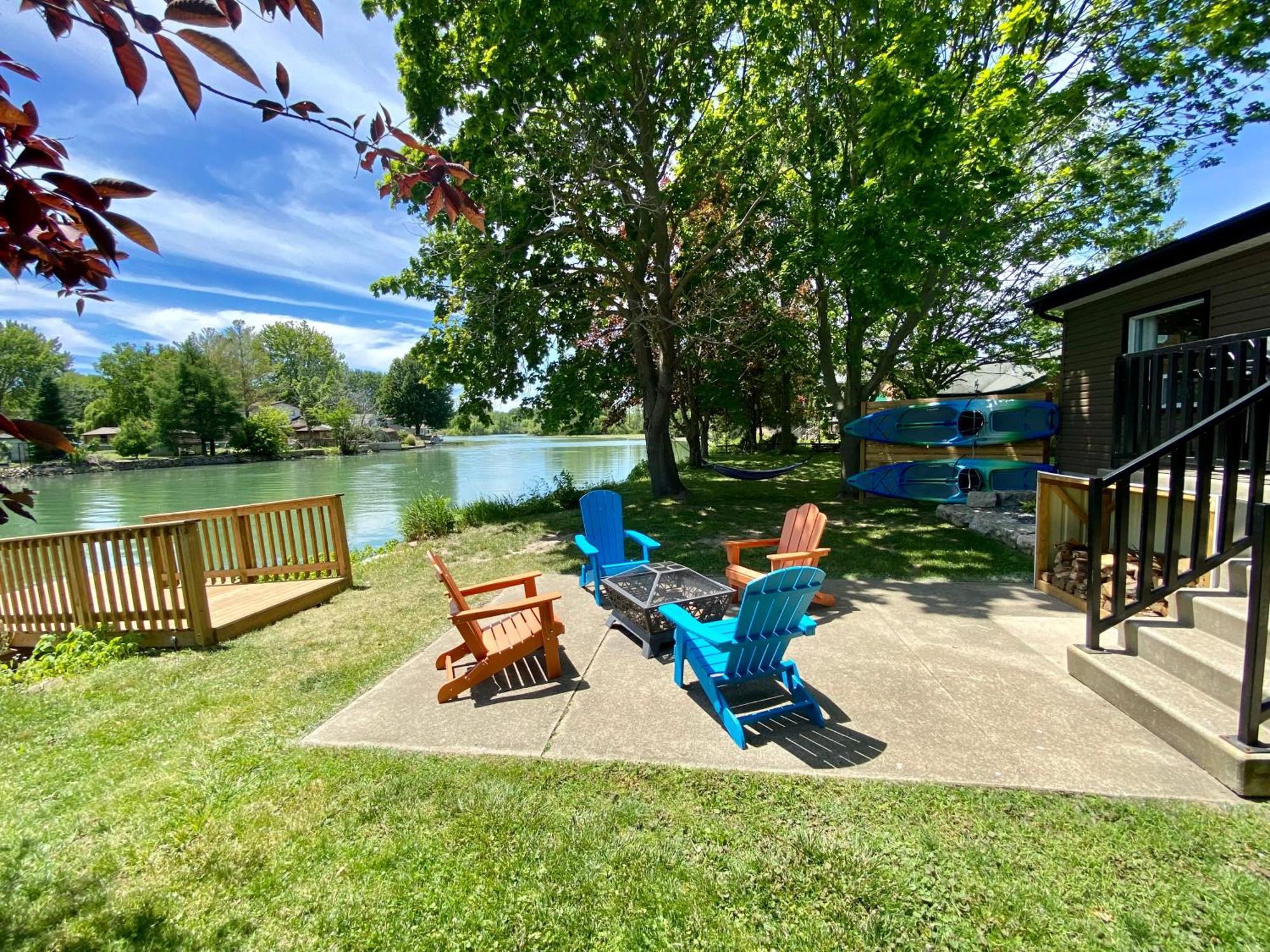 Creekside Cottage - Kayak, Sup, Fishing, Game Room, Steps To The Beach Kingsville Eksteriør billede